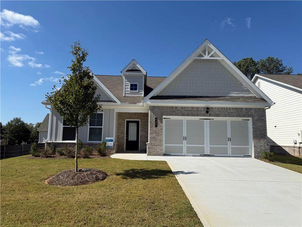 727 Kestrel Drive - Photo 1