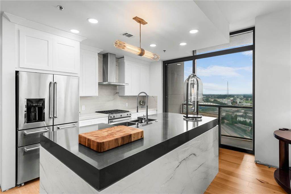 270 17th Street - Photo 1