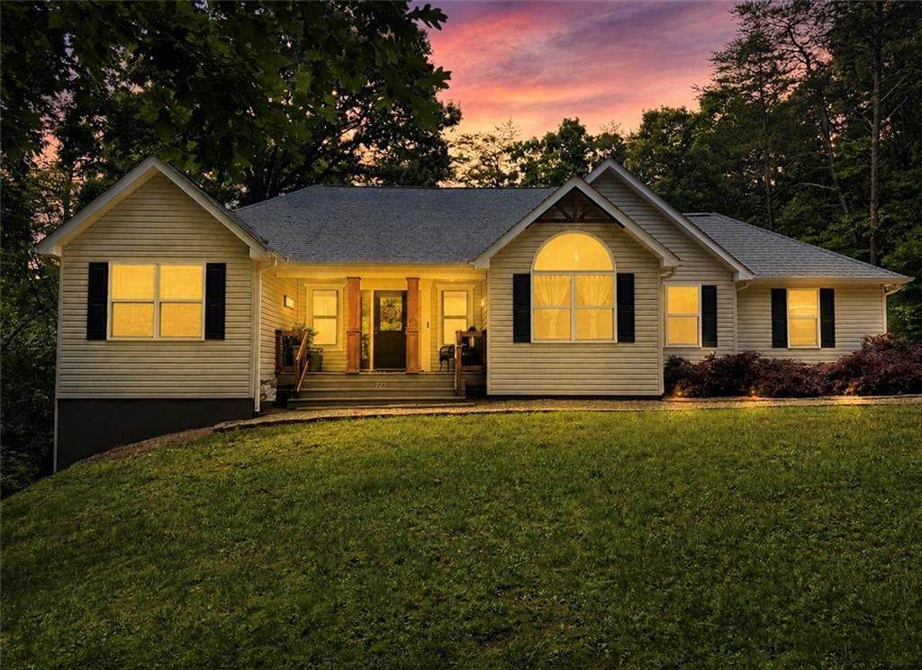 227 Clarkesville Heights Dr - Photo 1