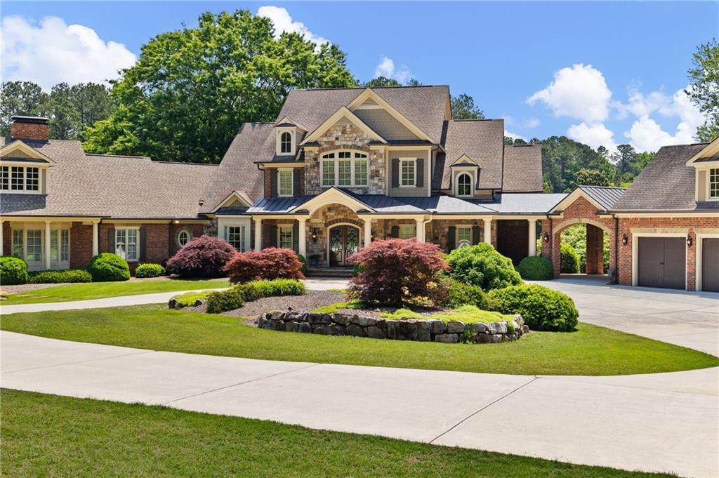 972 Acworth Due West Road - Photo 1