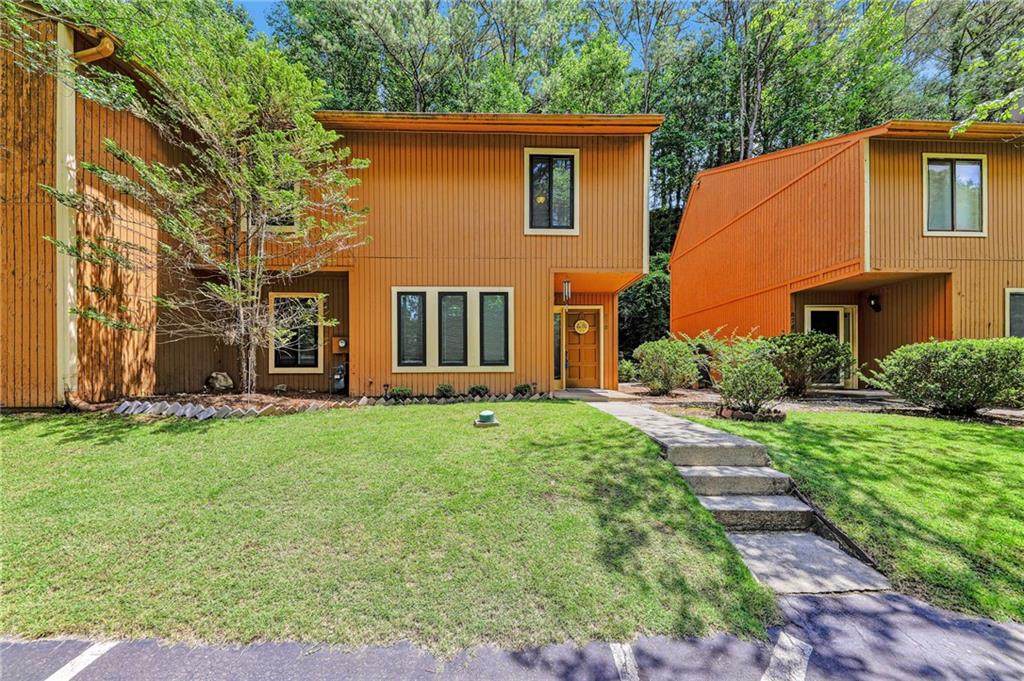 878 Lake Hollow Boulevard - Photo 1