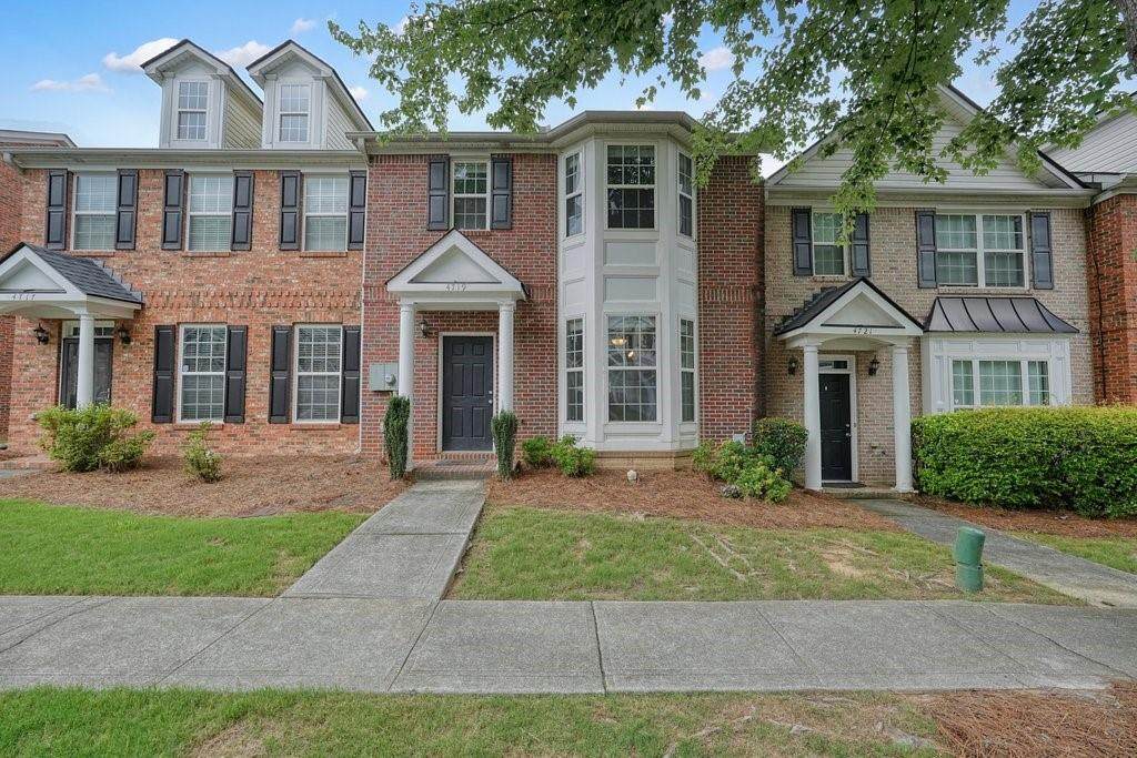 4719 Liberty Square Drive - Photo 1