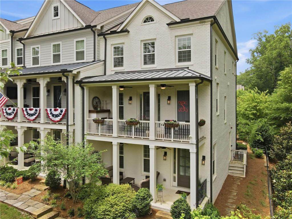575 Woods Walk - Photo 1