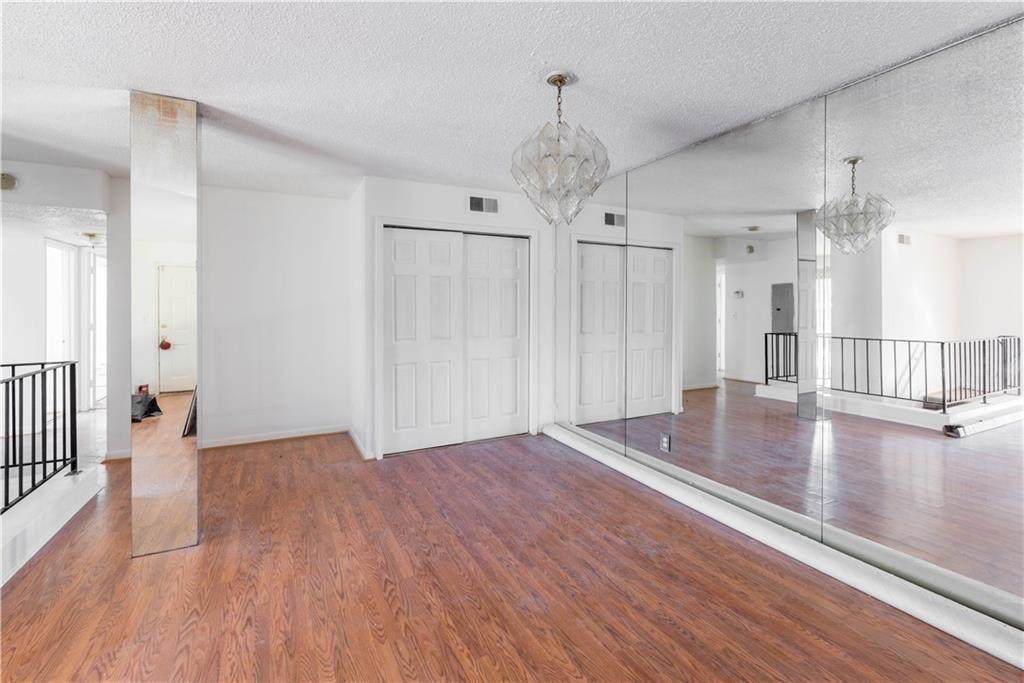 1213 Camelot Drive - Photo 1