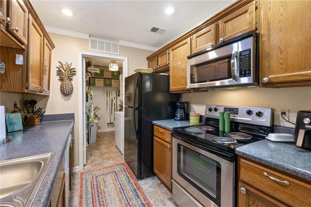 525 Warm Springs Circle - Photo 1