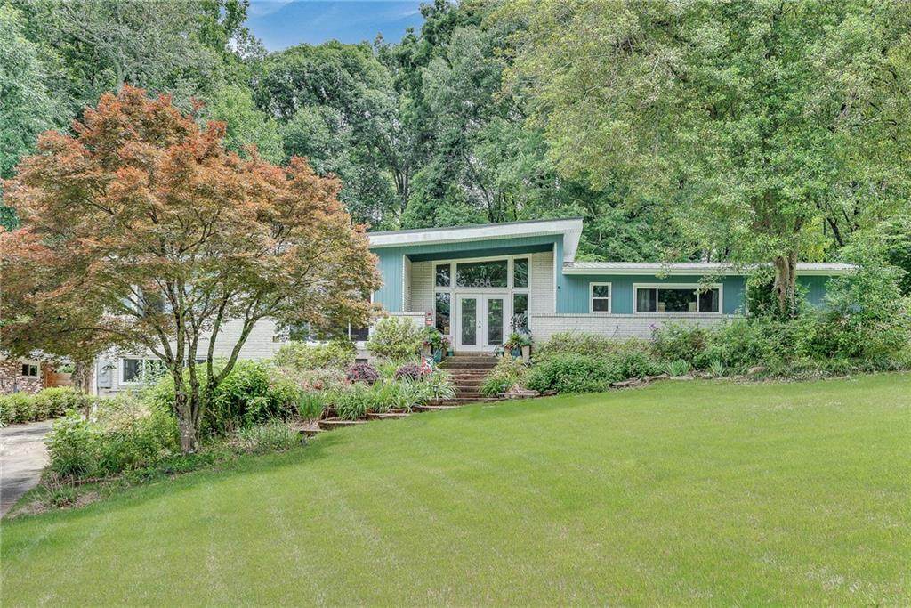 588 Kenilworth Circle - Photo 1