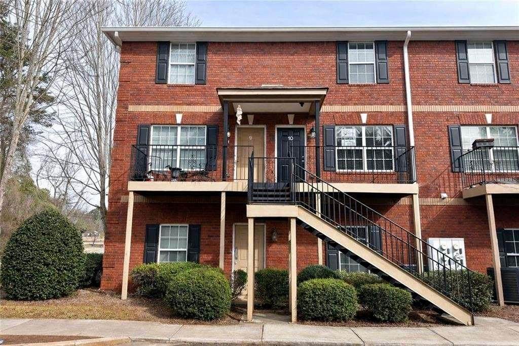 105 Whitehead Road - Photo 1
