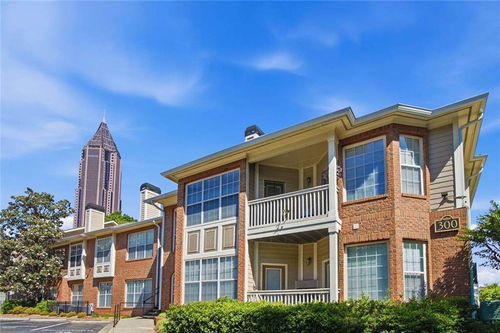 200 Renaissance Parkway - Photo 1