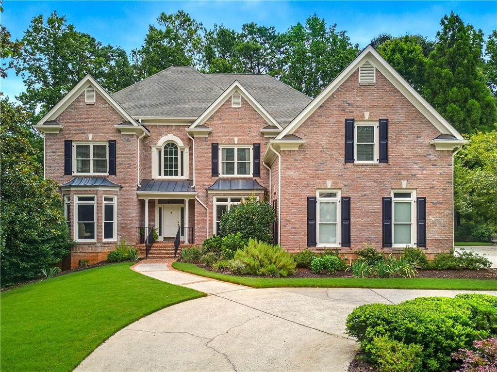 5570 Stoneleigh Drive - Photo 1