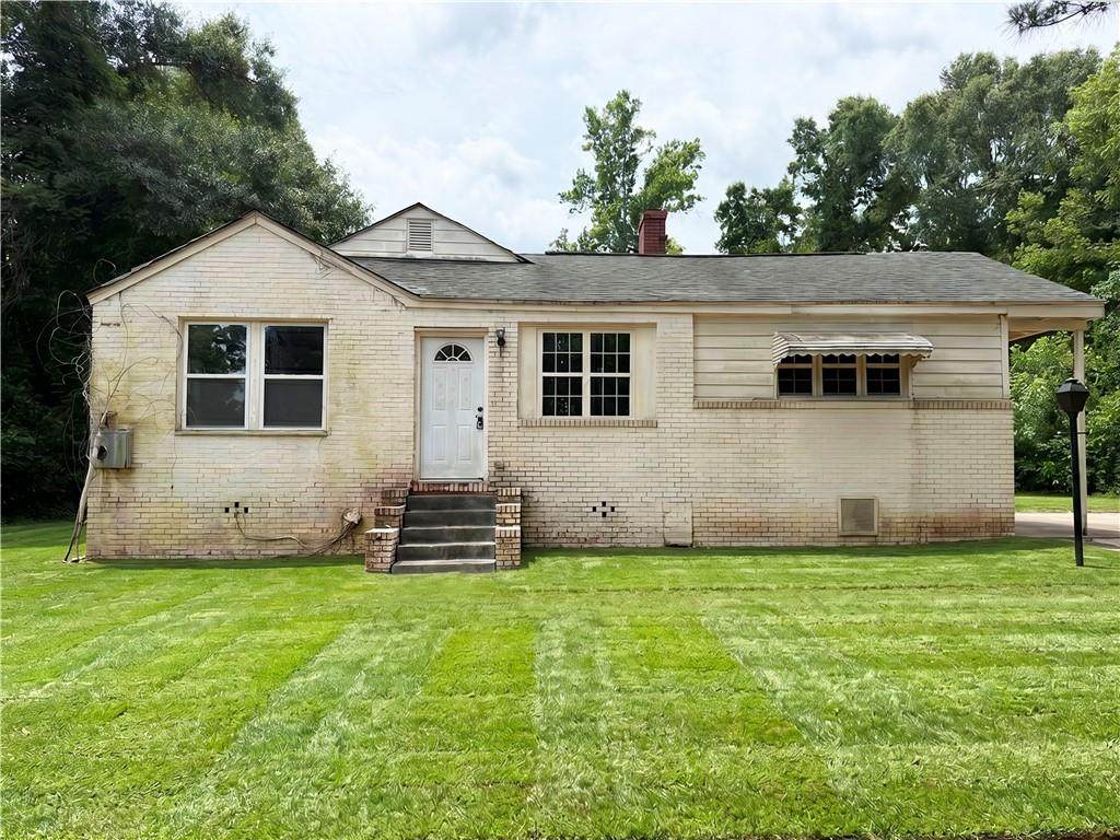 1320 Winona Avenue - Photo 1