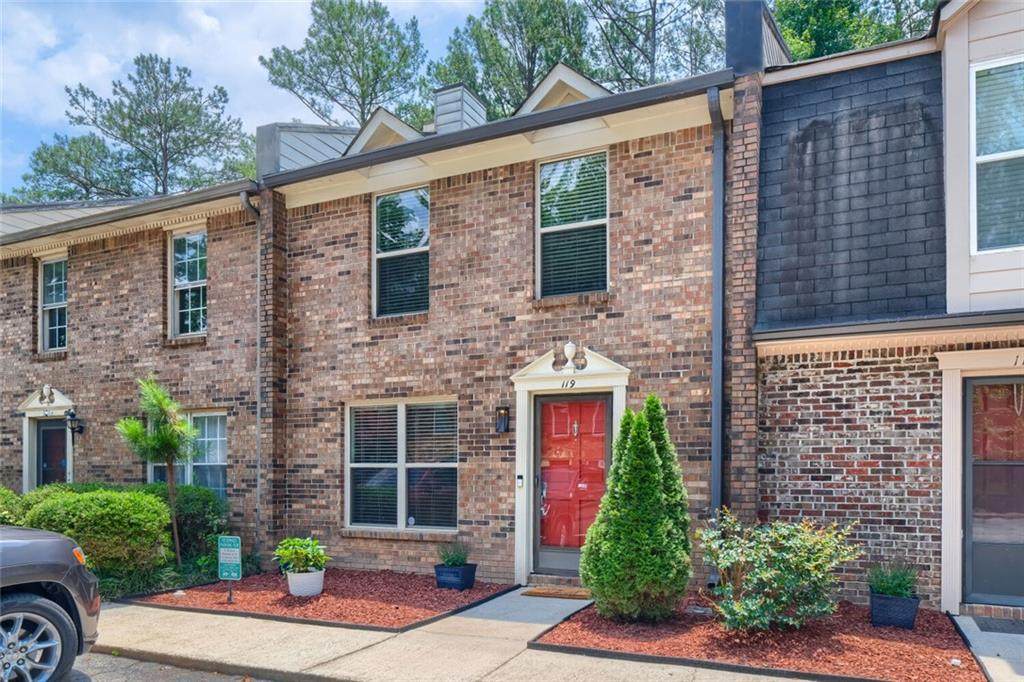 119 Forrest Avenue - Photo 1