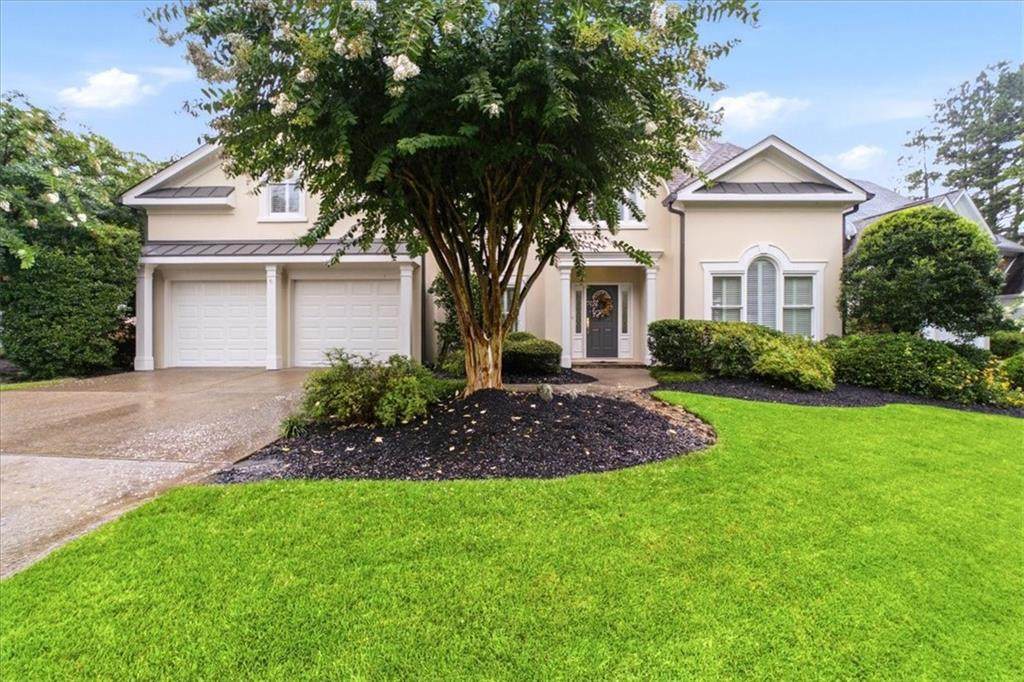 1204 Woodlawn Drive - Photo 1