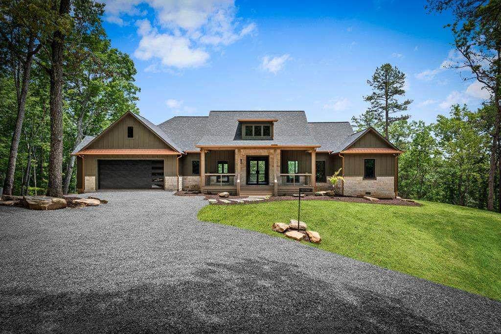 62 Tiffany Lane - Photo 1