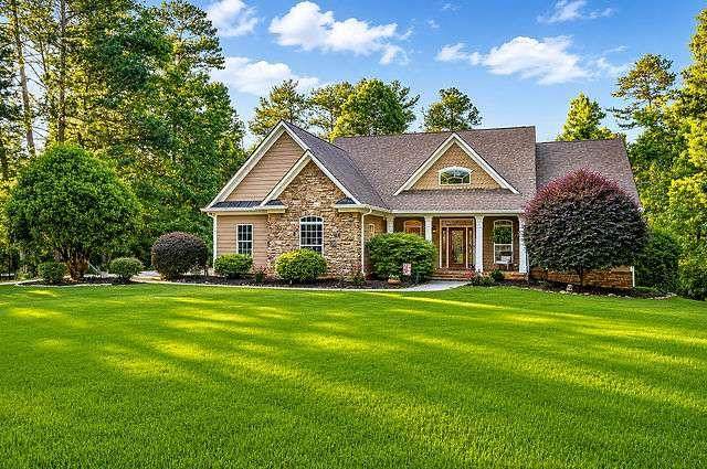 8179 Pineview Court - Photo 1