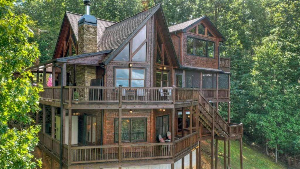 1404 Mountain High Drive - Photo 1