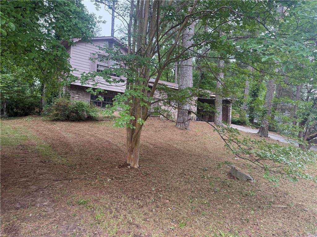 2930 Carriage Lane - Photo 1