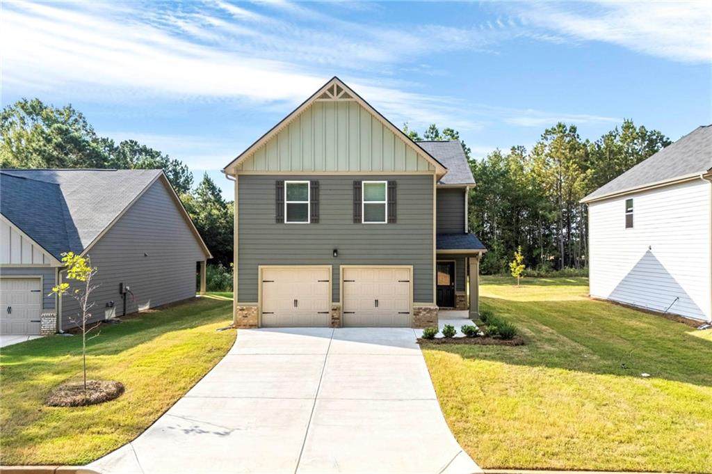724 Lipizzan Trace - Photo 1