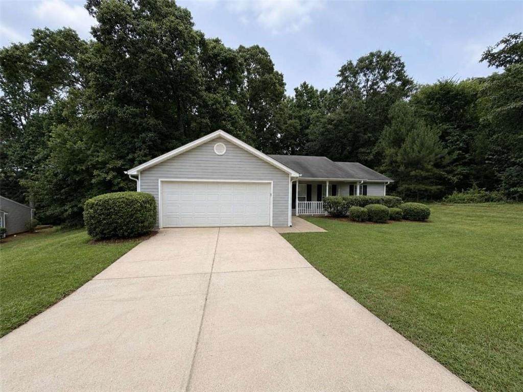 211 Ravenwood Court - Photo 1