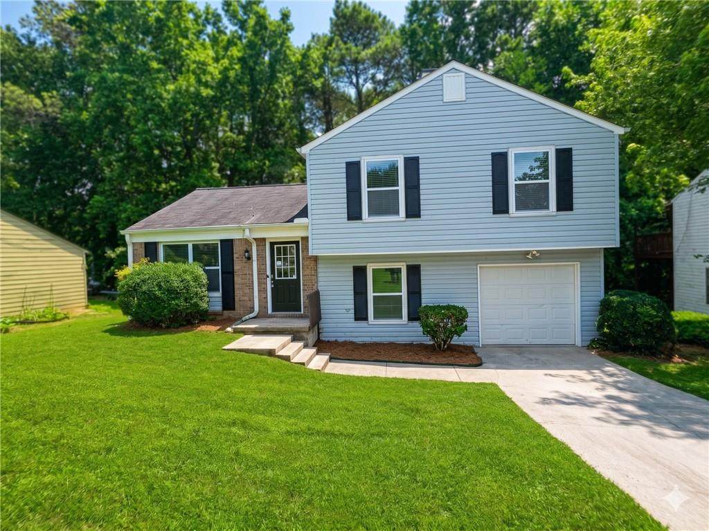 880 Highland Terrace - Photo 1