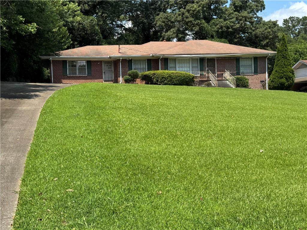 1015 Lynhurst Drive - Photo 1