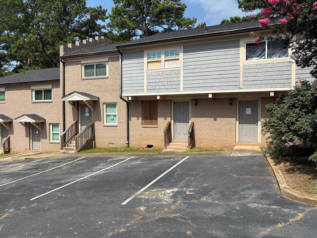 2604 Campbellton Road - Photo 1