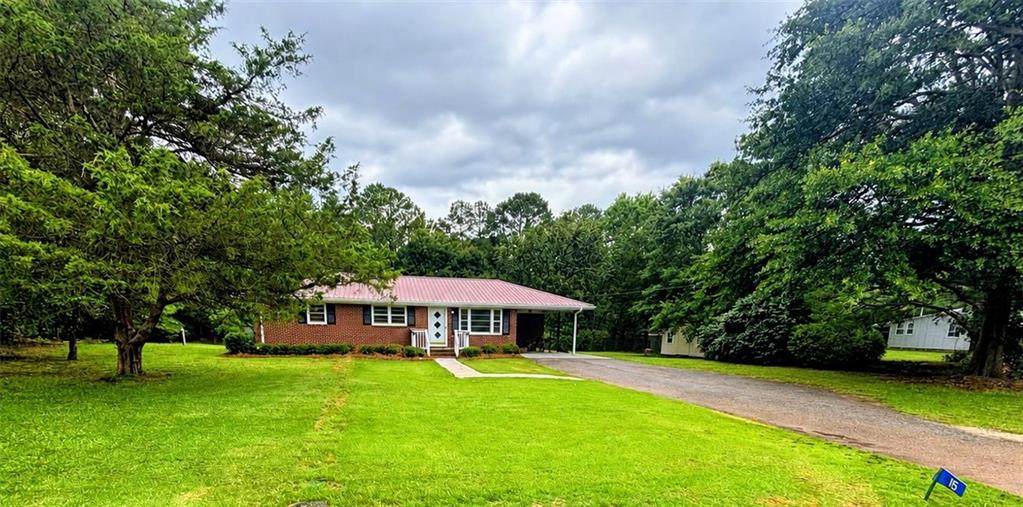 115 Pineview Lane - Photo 1