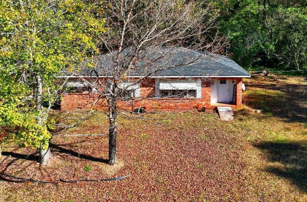5202 Highway 20 - Photo 1