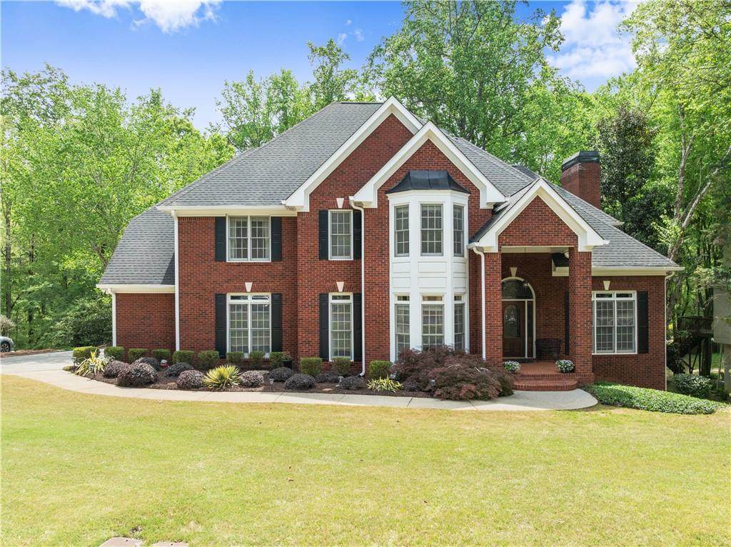 1202 Chadwick Lake Drive - Photo 1