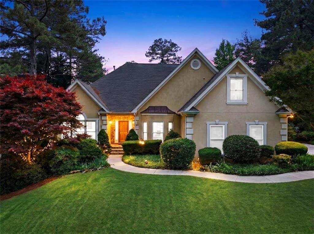 3725 Ridgeway Terrace - Photo 1