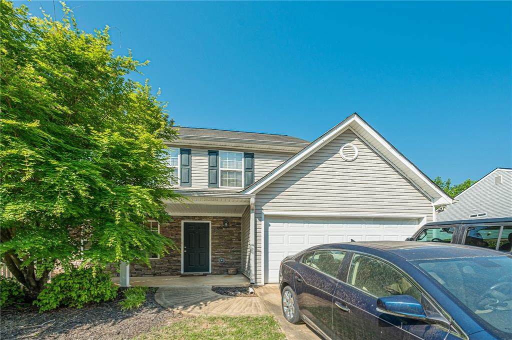 316 Greystone Circle - Photo 1
