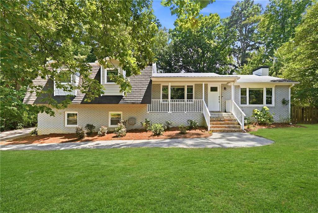 173 Brookwood Drive - Photo 1
