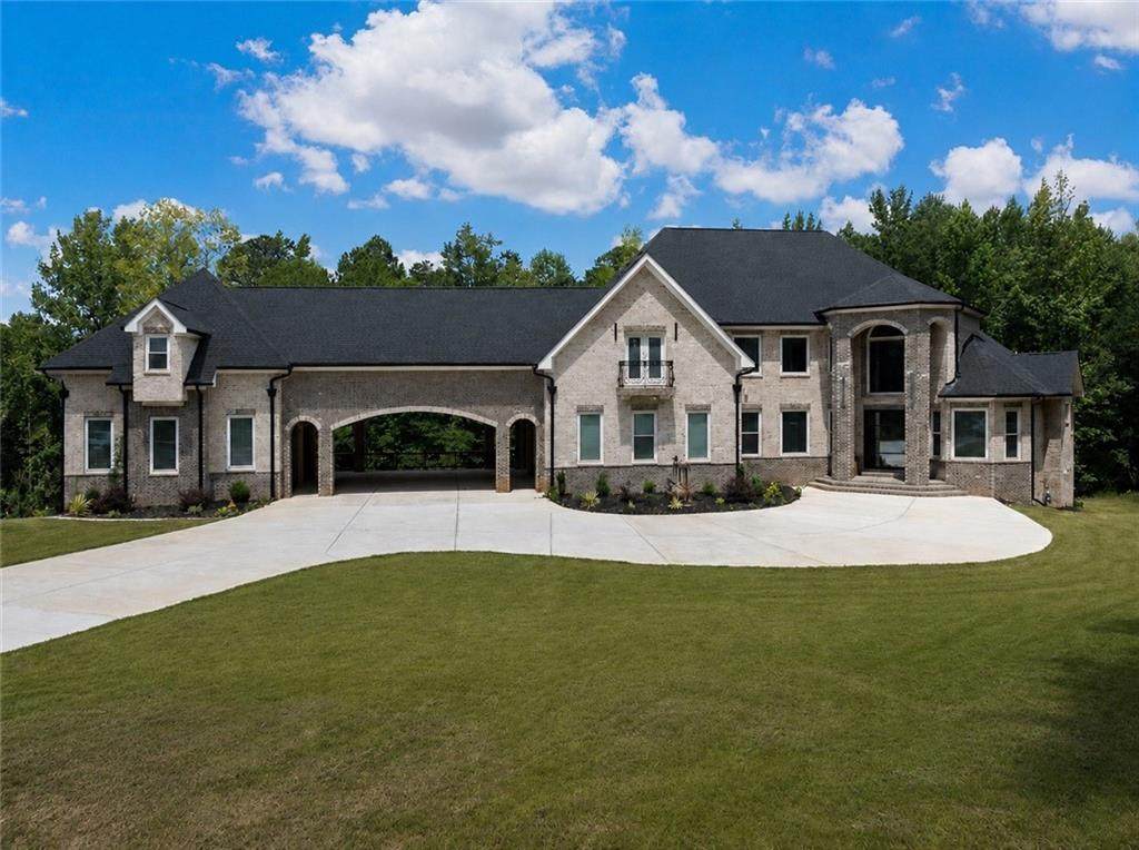 381 Vicki Lane - Photo 1