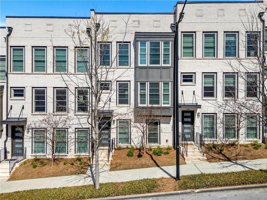 552 Ember Lane - Photo 1