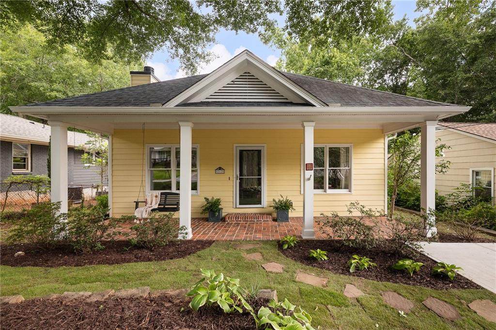 212 Ridgeland Avenue - Photo 1