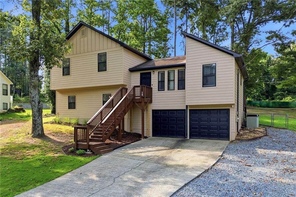 4032 Maxanne Drive - Photo 1