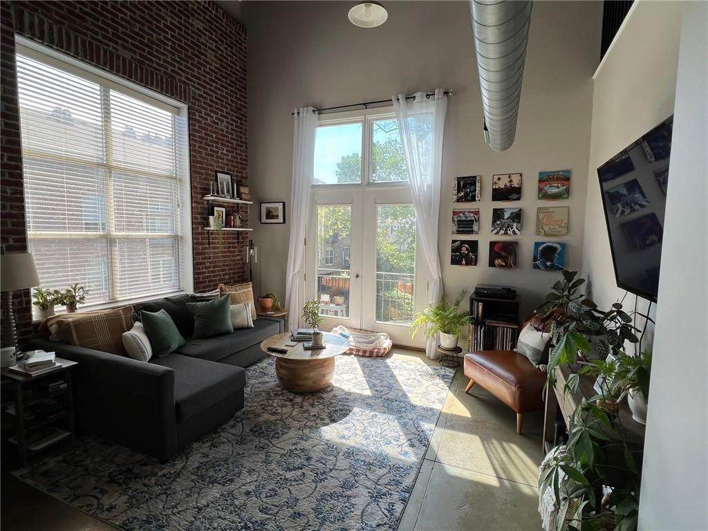 445 Sessions Street - Photo 1