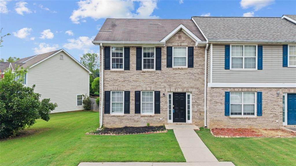102 Westside Chase - Photo 1