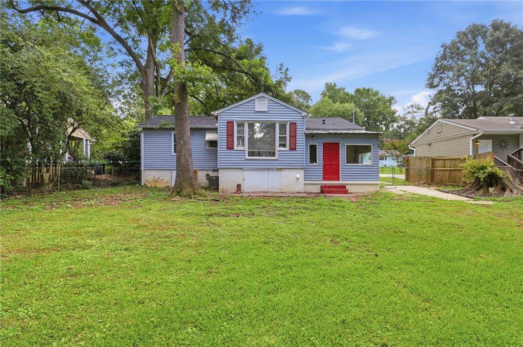 839 Gresham Avenue - Photo 1