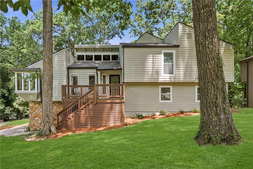 3372 Woodrun Trail - Photo 1