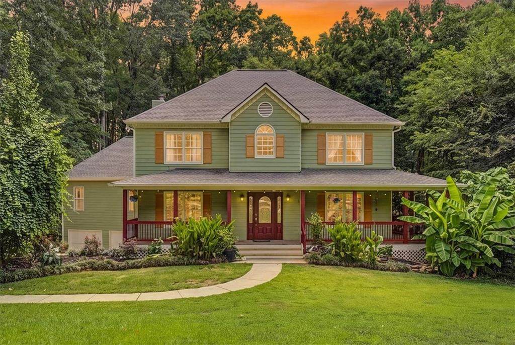 325 Pickett's Crossing - Photo 1