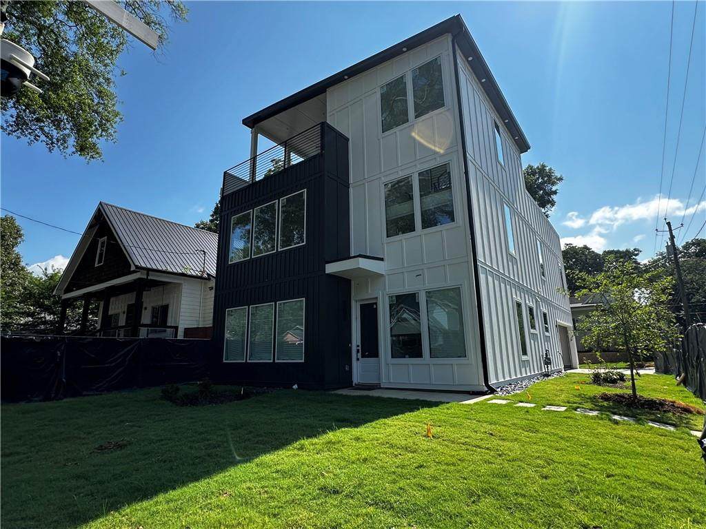1064 Mcdaniel Street - Photo 1