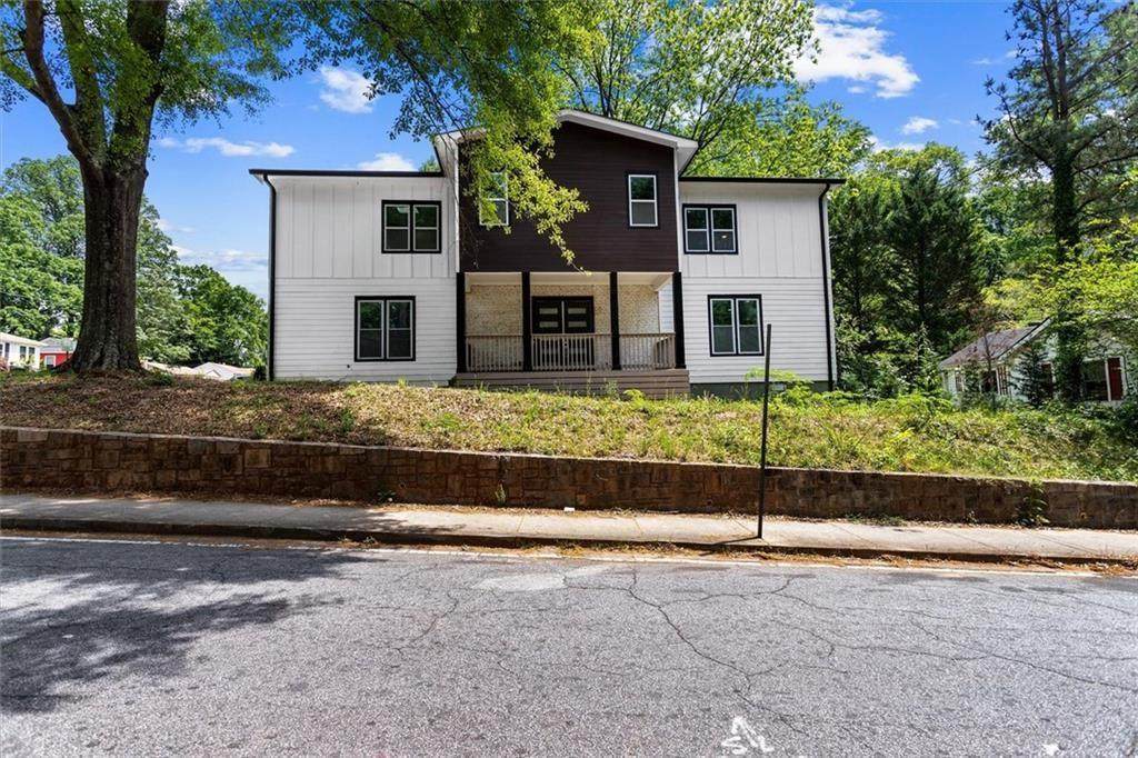 1081 Napier Street - Photo 1