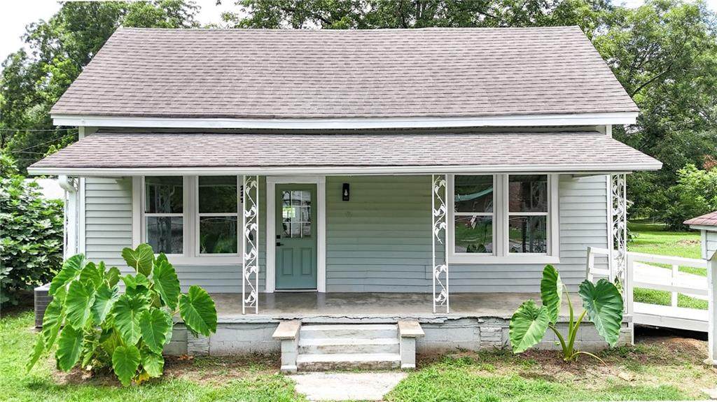 227 Newcomb Street - Photo 1