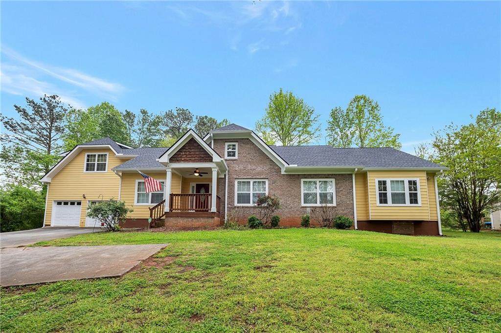 4050 Old Fairburn Road - Photo 1
