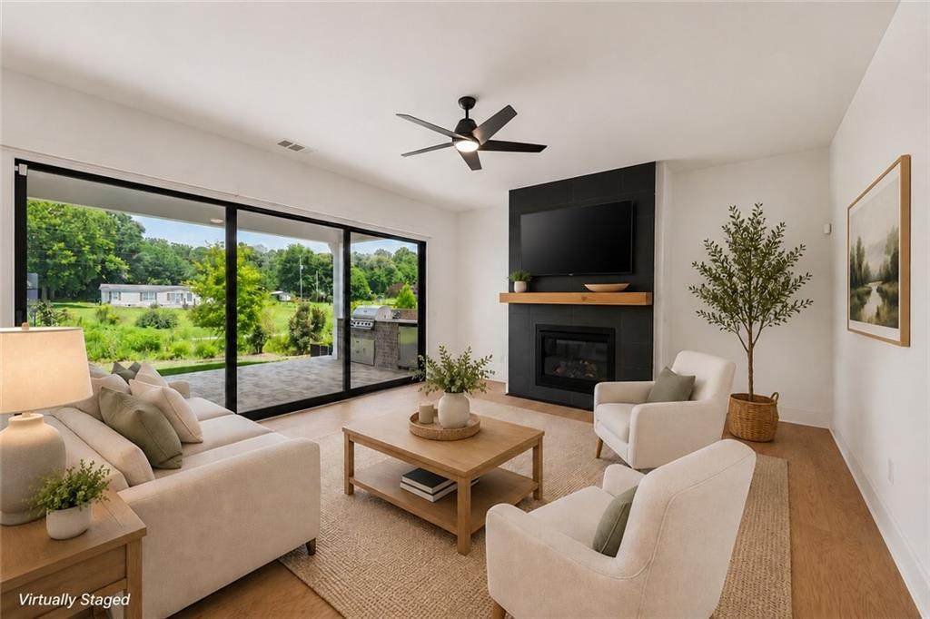 6405 Wallace Farms Drive - Photo 1
