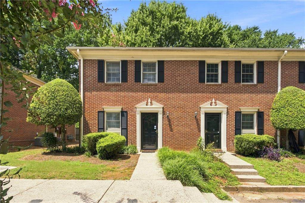 136 Sterling Court - Photo 1