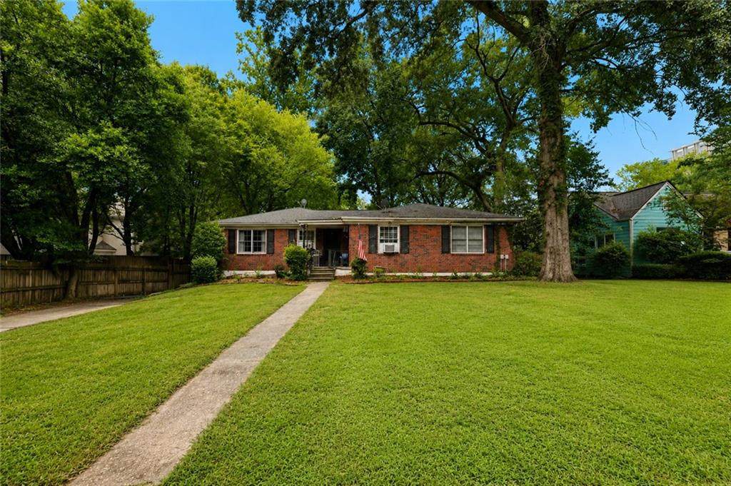 2956 Grandview Avenue - Photo 1