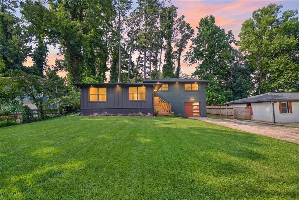 2537 Fontaine Circle - Photo 1