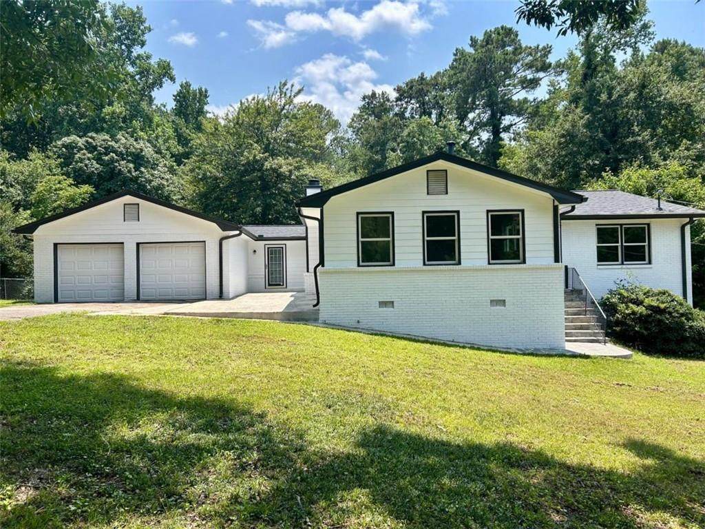 1620 Colonial South Drive - Photo 1