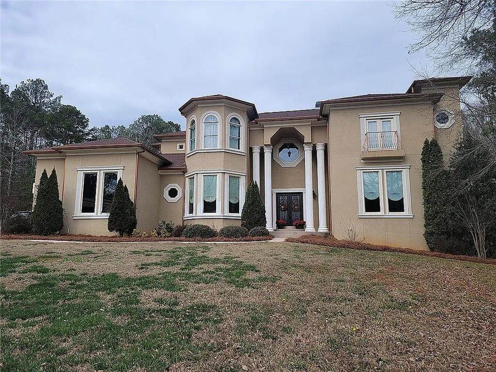 1824 Gateway Drive - Photo 1